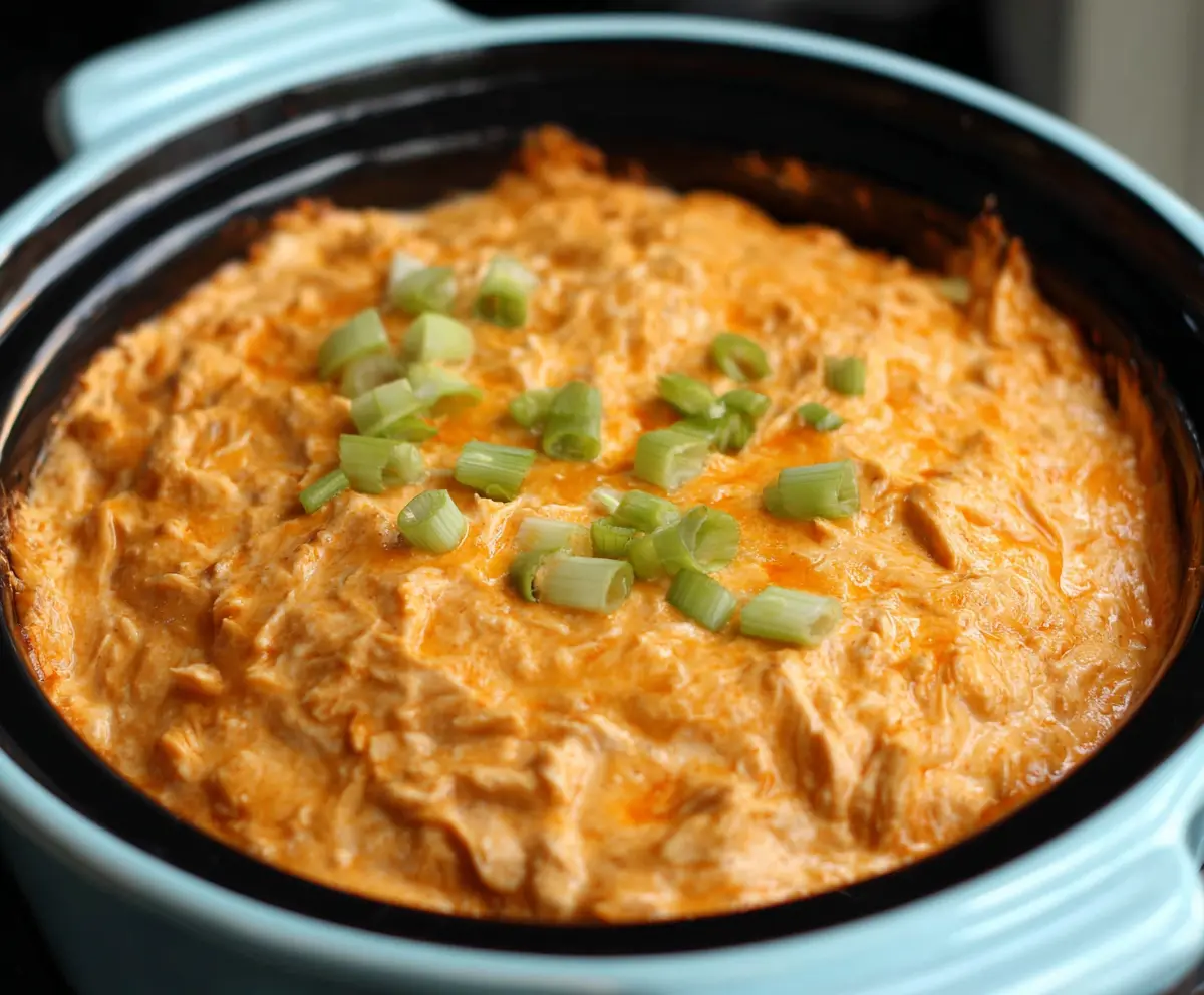 Easy Crock Pot Buffalo Chicken Dip