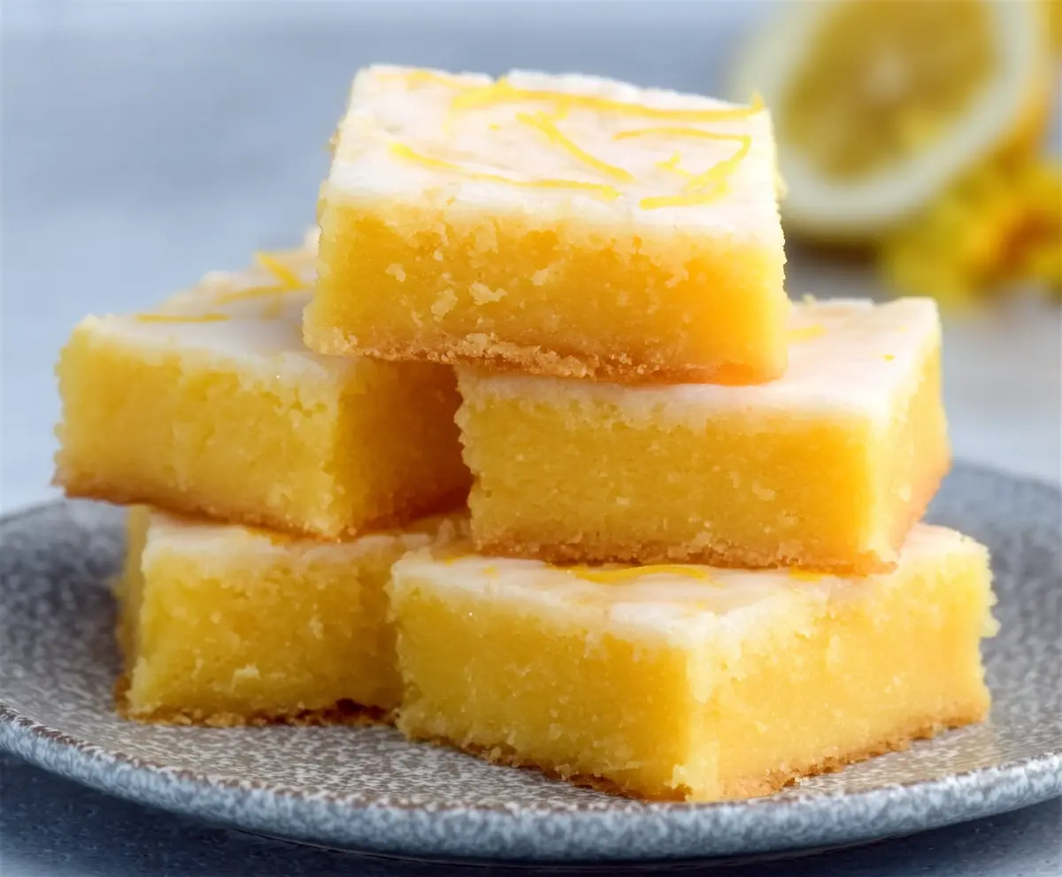 Easy Lemon Brownies Recipe
